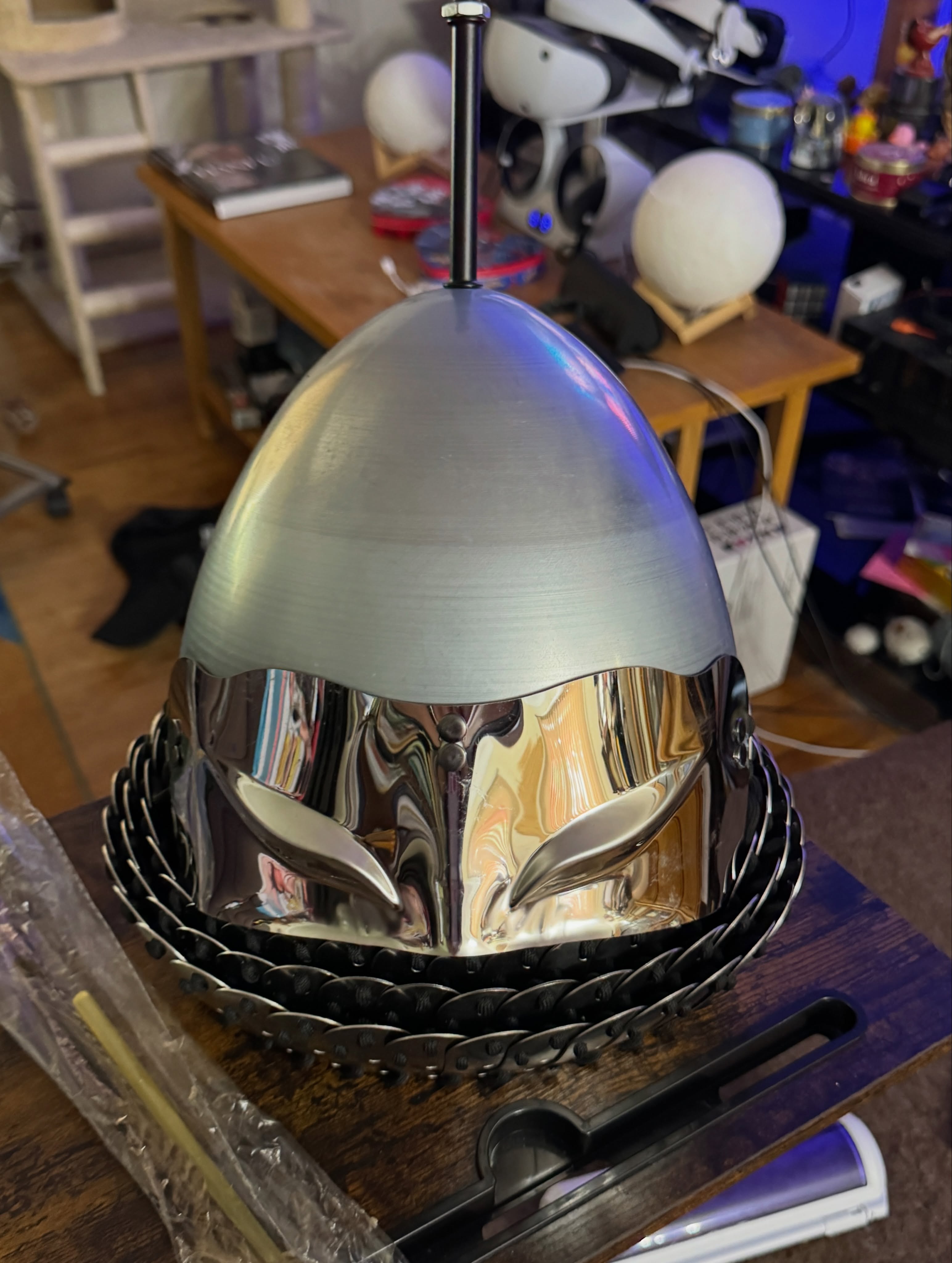 Jurchen Jin Dynasty helmet. This time period the Song also wear this type of helmet…